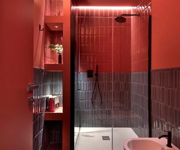 Agora' - Boutique 4*