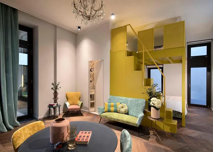 Agora' - Boutique 4* Turin