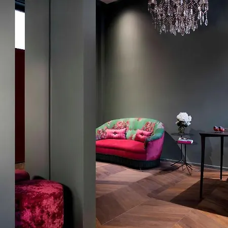 Agora' - Boutique Aparthotel *