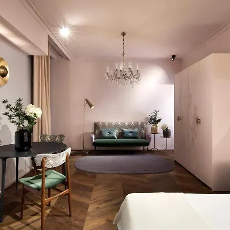 Agora' - Boutique Turin