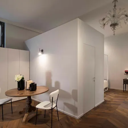 Agora' - Boutique Aparthotel Turin