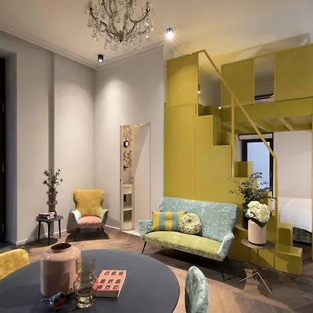 Agora' - Boutique 4*